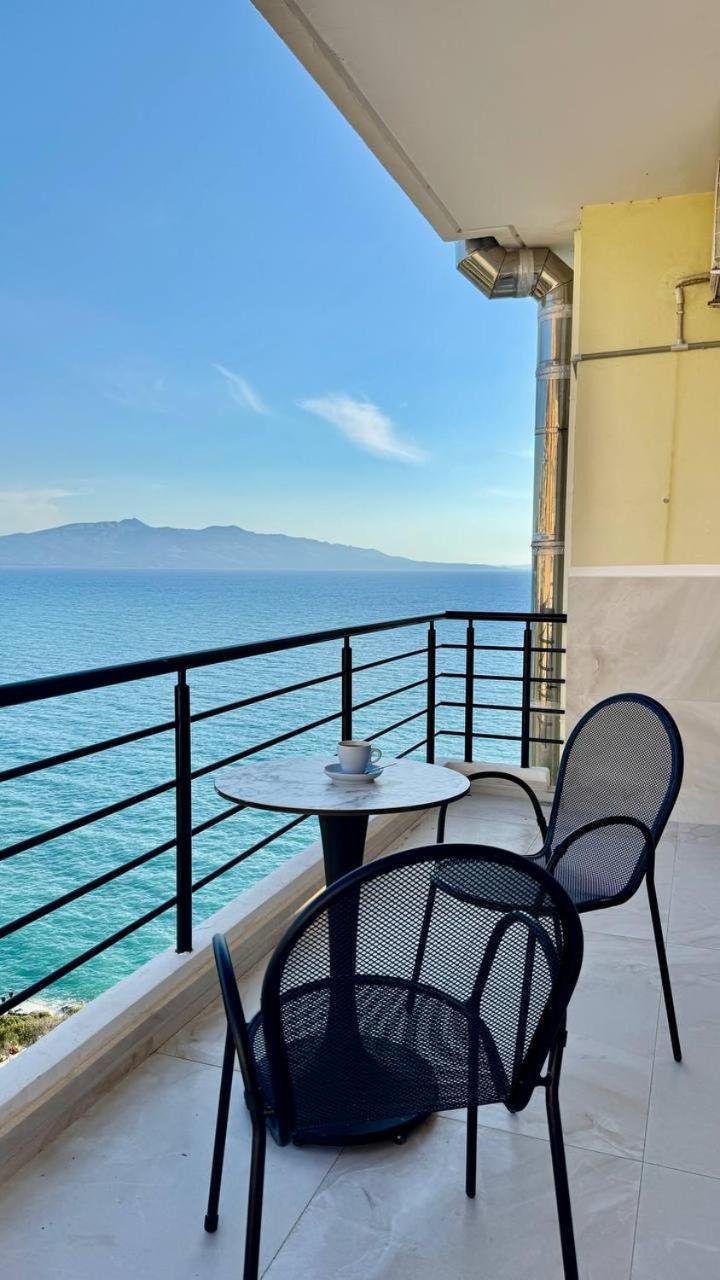 Апартаменты Viola Sea View Penthouse Саранда Экстерьер фото