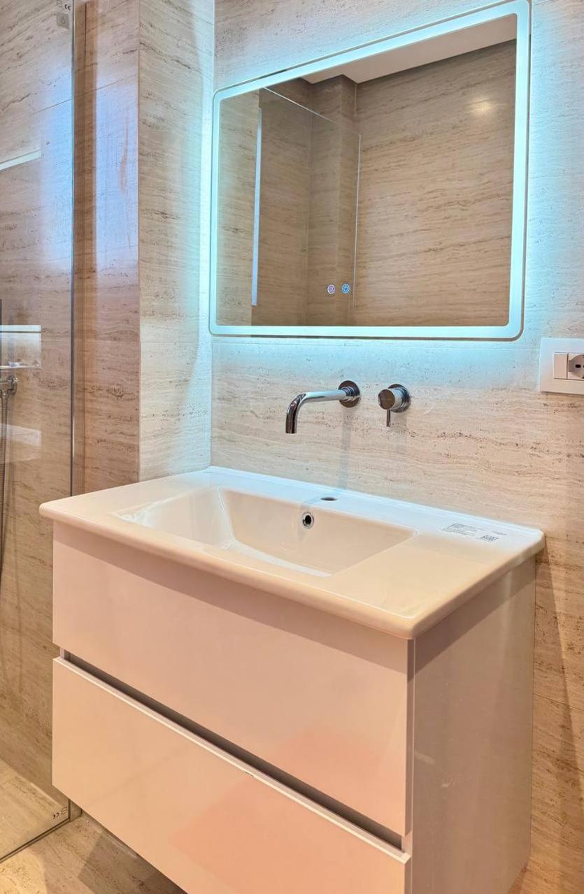 Апартаменты Viola Sea View Penthouse Саранда Экстерьер фото