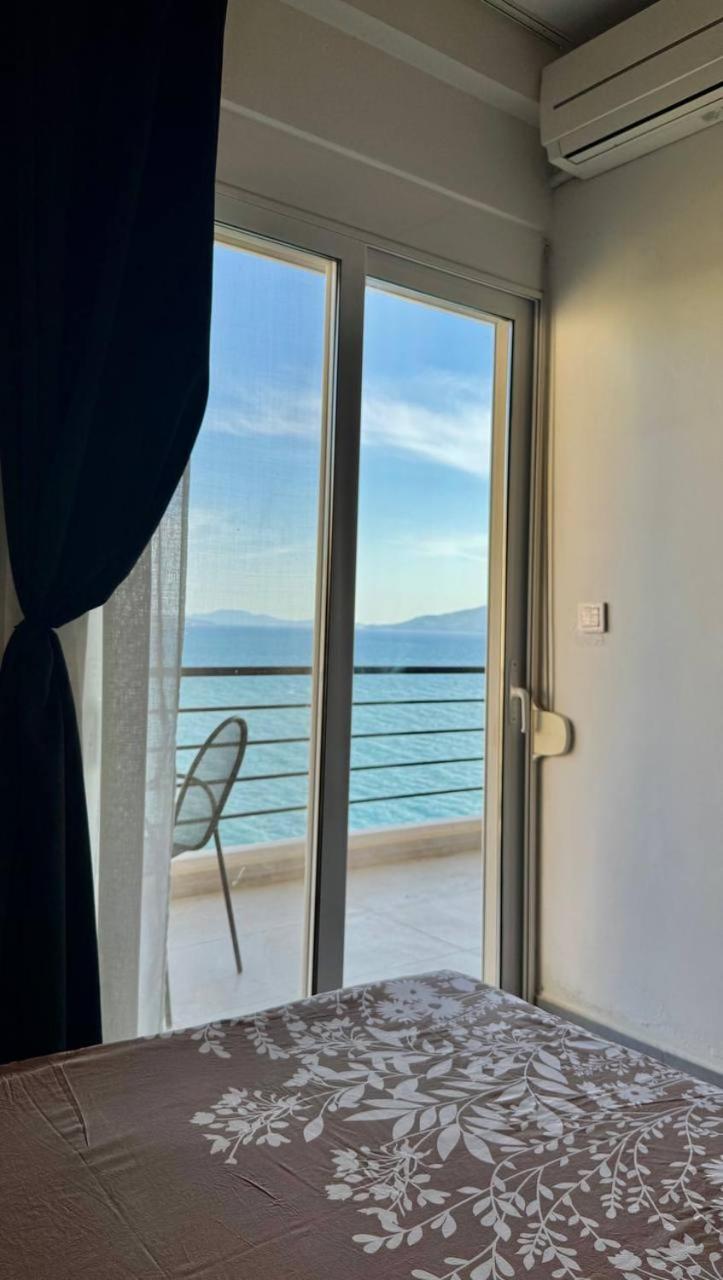 Апартаменты Viola Sea View Penthouse Саранда Экстерьер фото