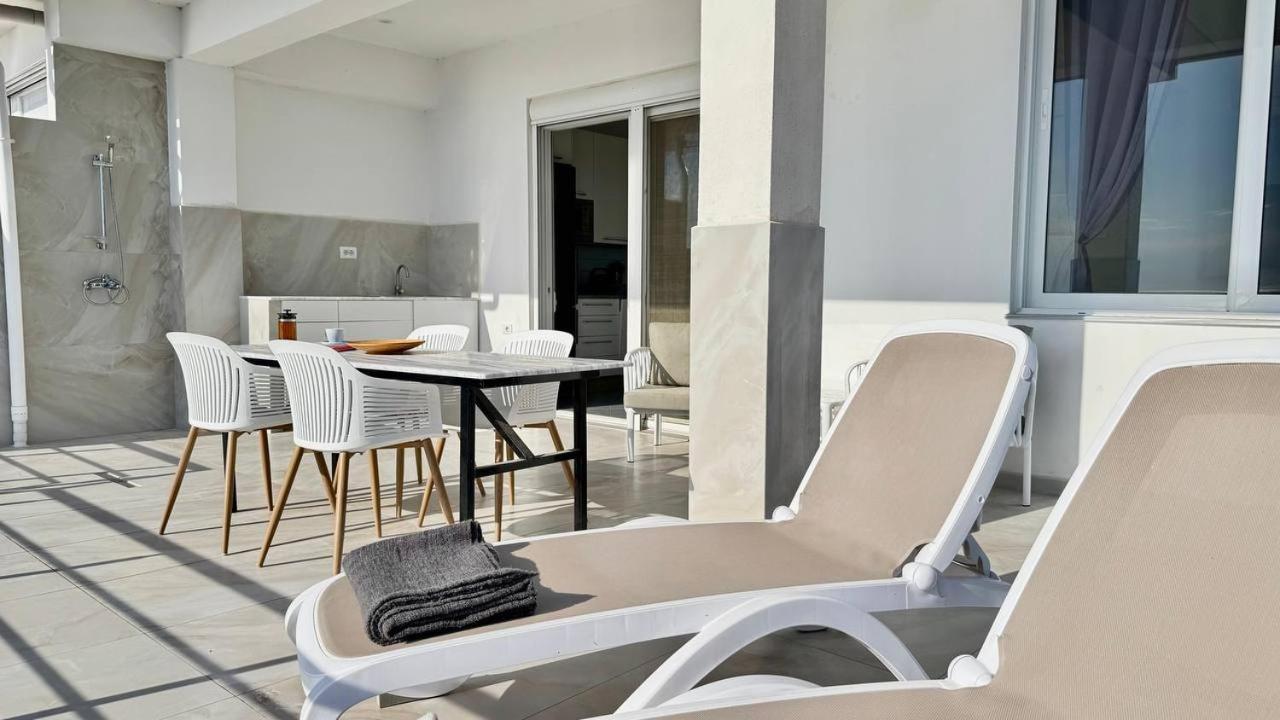 Апартаменты Viola Sea View Penthouse Саранда Экстерьер фото
